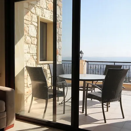 Stavros Villa *